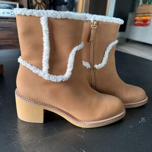 J Crew Sz 9 Sherpa Stacked Heel Boot